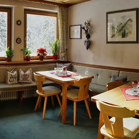 Haus Vasul Pensionat Sankt Anton am Arlberg